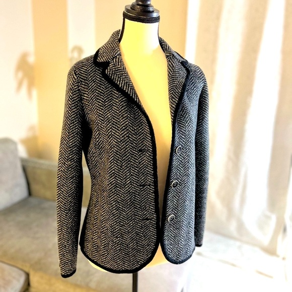 ✅ Talbots Black and Gray Herringbone Cardigan Sweater - Picture 10 of 16